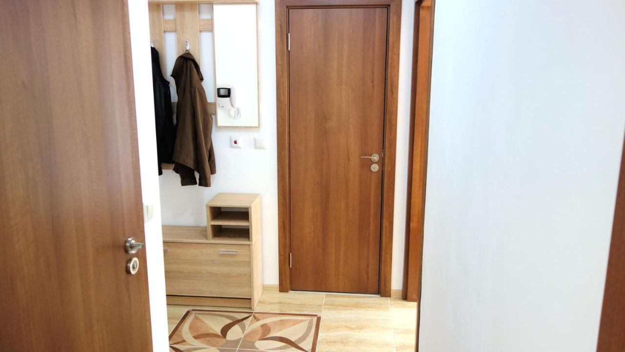 Sea Garden Marina 3 Apartment Varna Ngoại thất bức ảnh